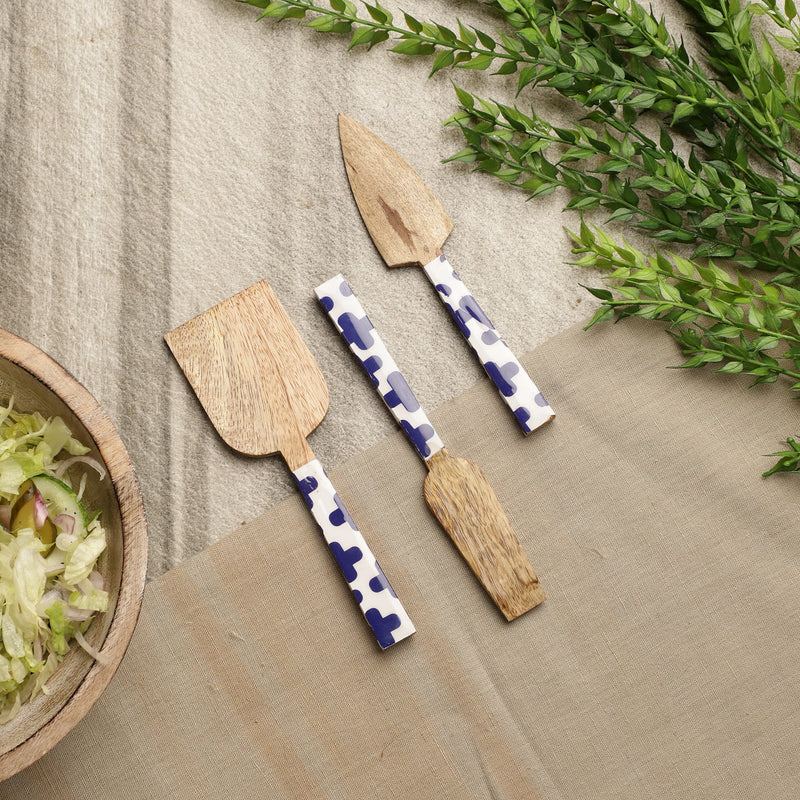 Wooden Floral Cake And Pie Server- Set