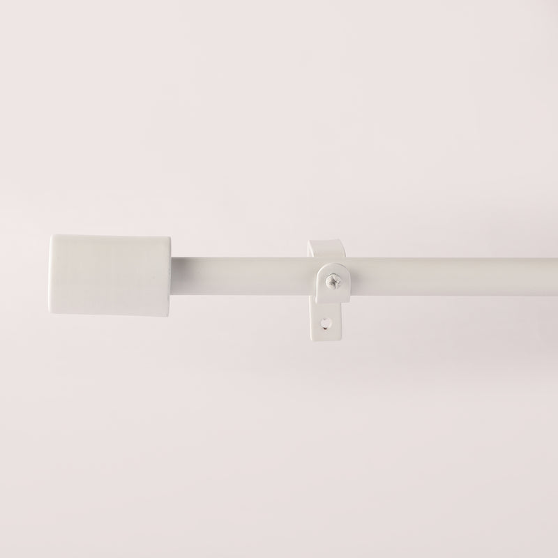 WHITE MATTE FINIAL EXTENDABLE CURTAIN ROD WHITE 19MM (HARDWARE INCLUDED)