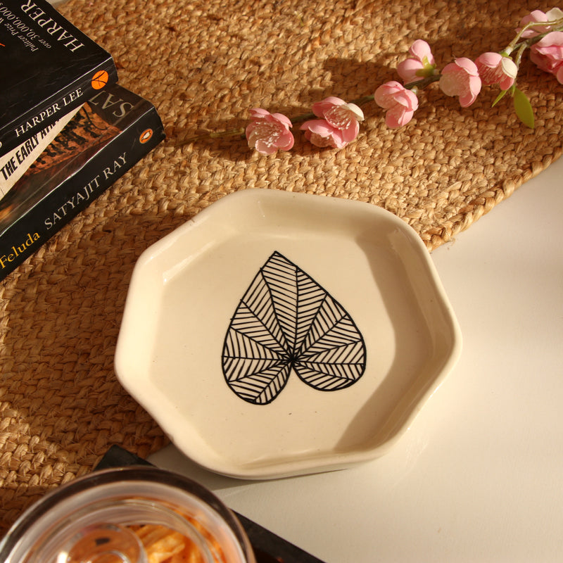 Doodle Leaf Small Ceramic Platter